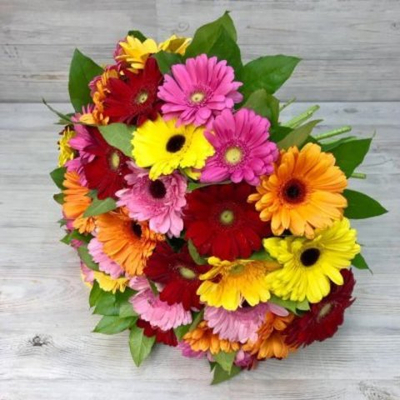 букет из 47 гербер