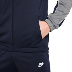 Теннисный костюм Nike Sportswear Club - obsidian/smoke grey/white/white