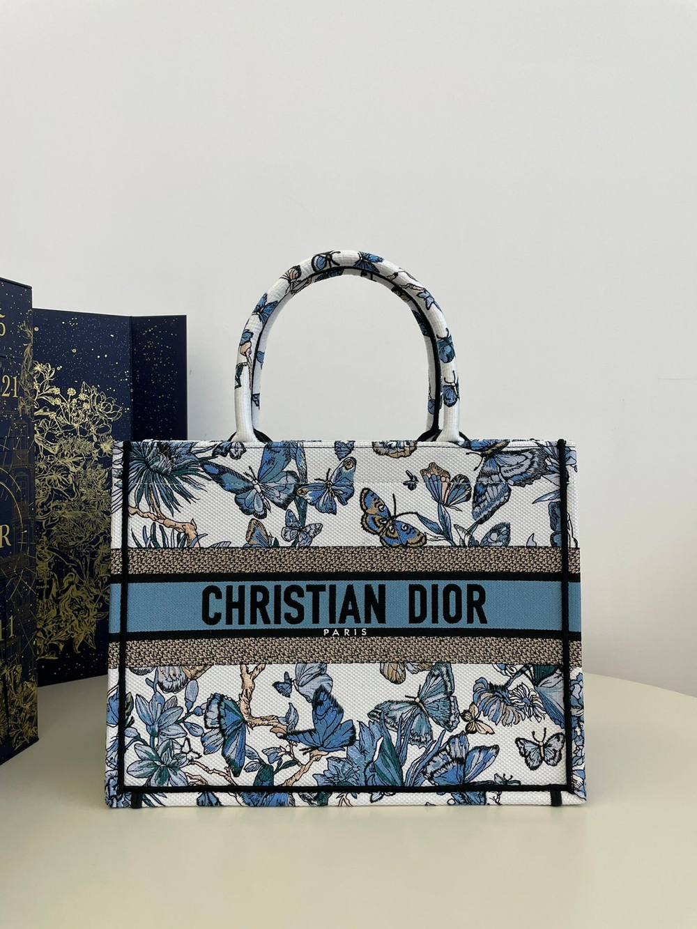 Christian Dior Book Tote 36 cm