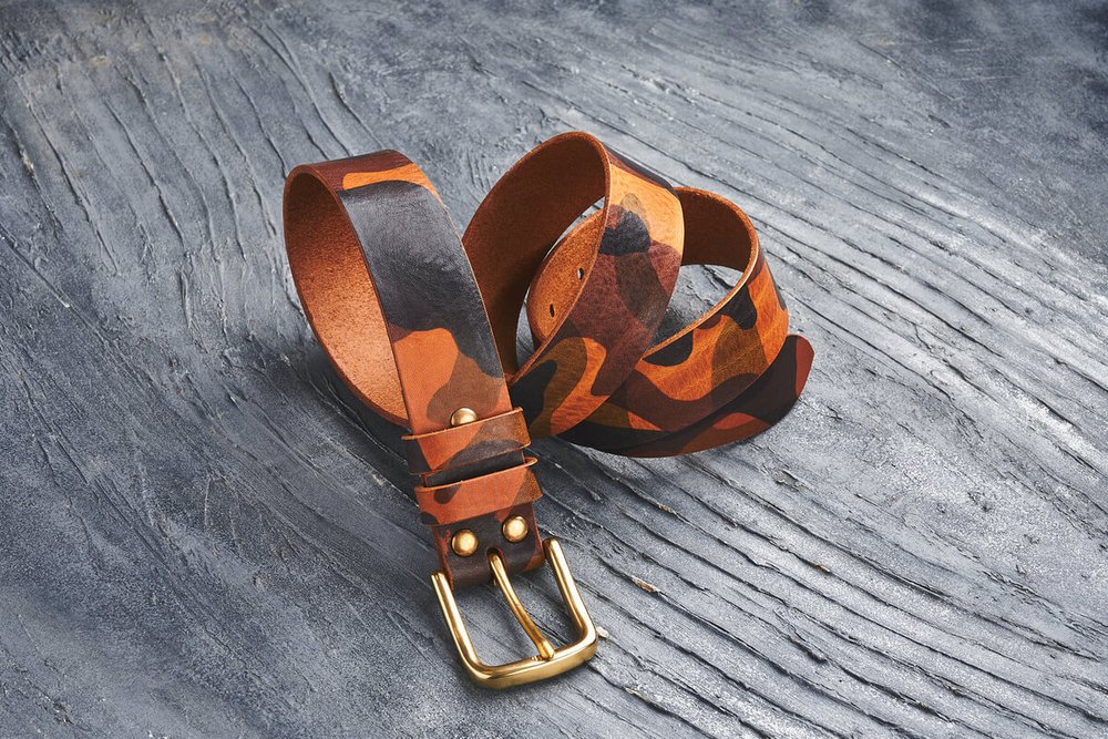 Ремень из гладкой итальянской кожи, цвет «хаки» (камуфляж), латунная пряжка