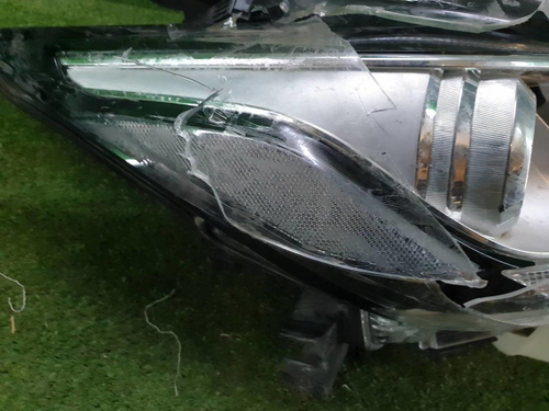 Битая Фара правая Nissan Murano Z52 (14-22) LED