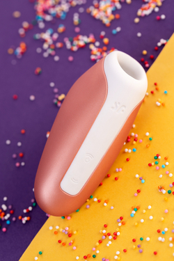 Вакуум-волновой бесконтактный стимулятор клитора Satisfyer Love Breeze, силикон, розовый, 9,5 см.