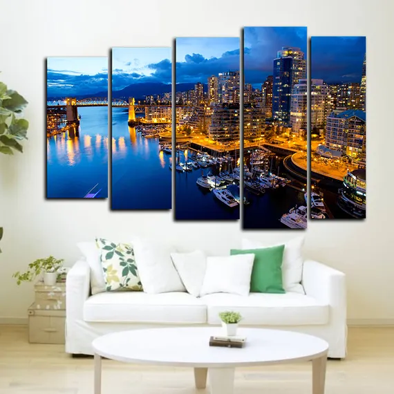 Модульная картина "Завораживающий городок"