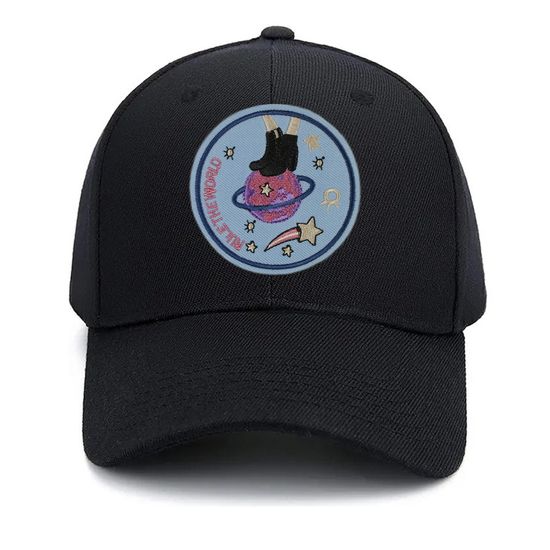 Нашивка термоаппликация на одежду и на рюкзак. Rule The World