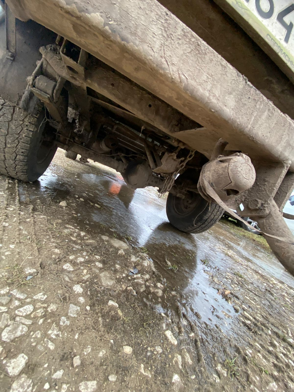UAZ 3909* Бортовой 390945 (Тент, 4+1 мест, без ABS, Бензиновый, 2,7 л, 112 л.с.)