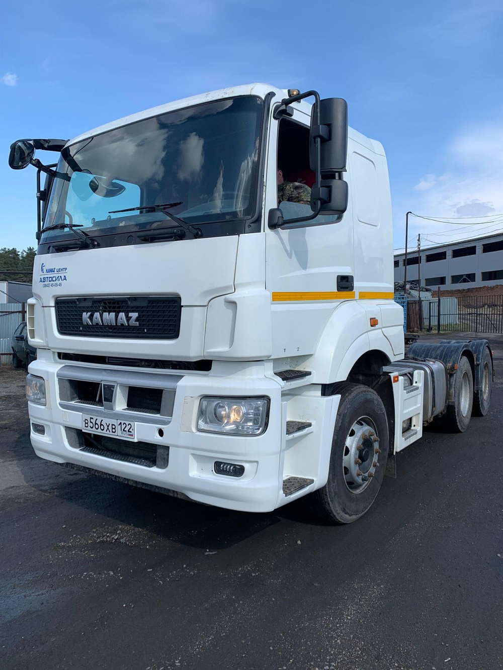 КамАЗ 65206 6x4 Седельный тягач 65206-T5 (Дизельный, 12,0 л, 428 л.с., МТ)