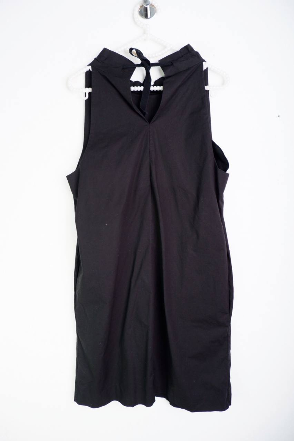 Платье Cos сдержанное, маркировка 42, визуально на 48 размер