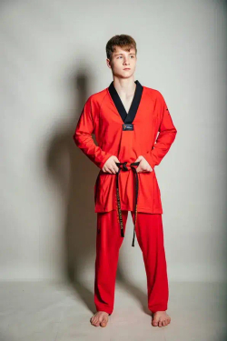 Добок WT Tusah Evo Uniform Male Dan красный