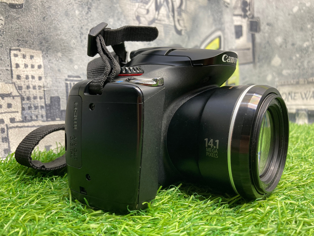 Canon PowerShot SX30 IS