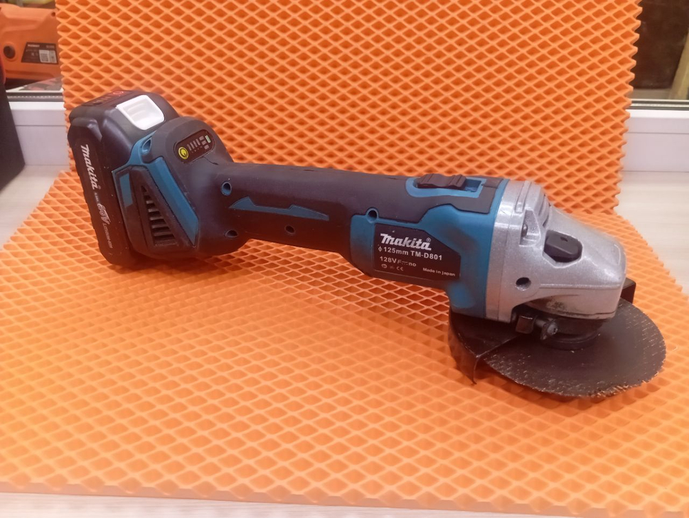 Набор инструментов Makita шуруповёрт и болгарка