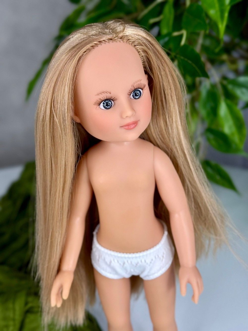 Кукла для девочки виниловая 34см Лесли без одежды (1440W1)
