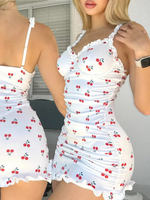 Ночная сорочка на лямках короткая с вишенками