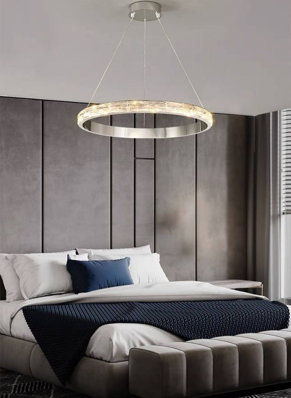 Chandelier  Von