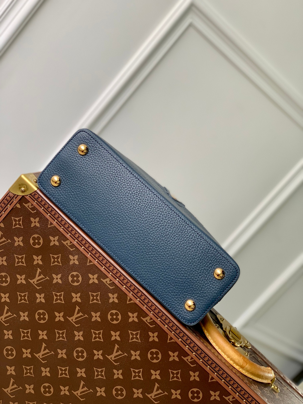 Louis Vuitton Capucines MM