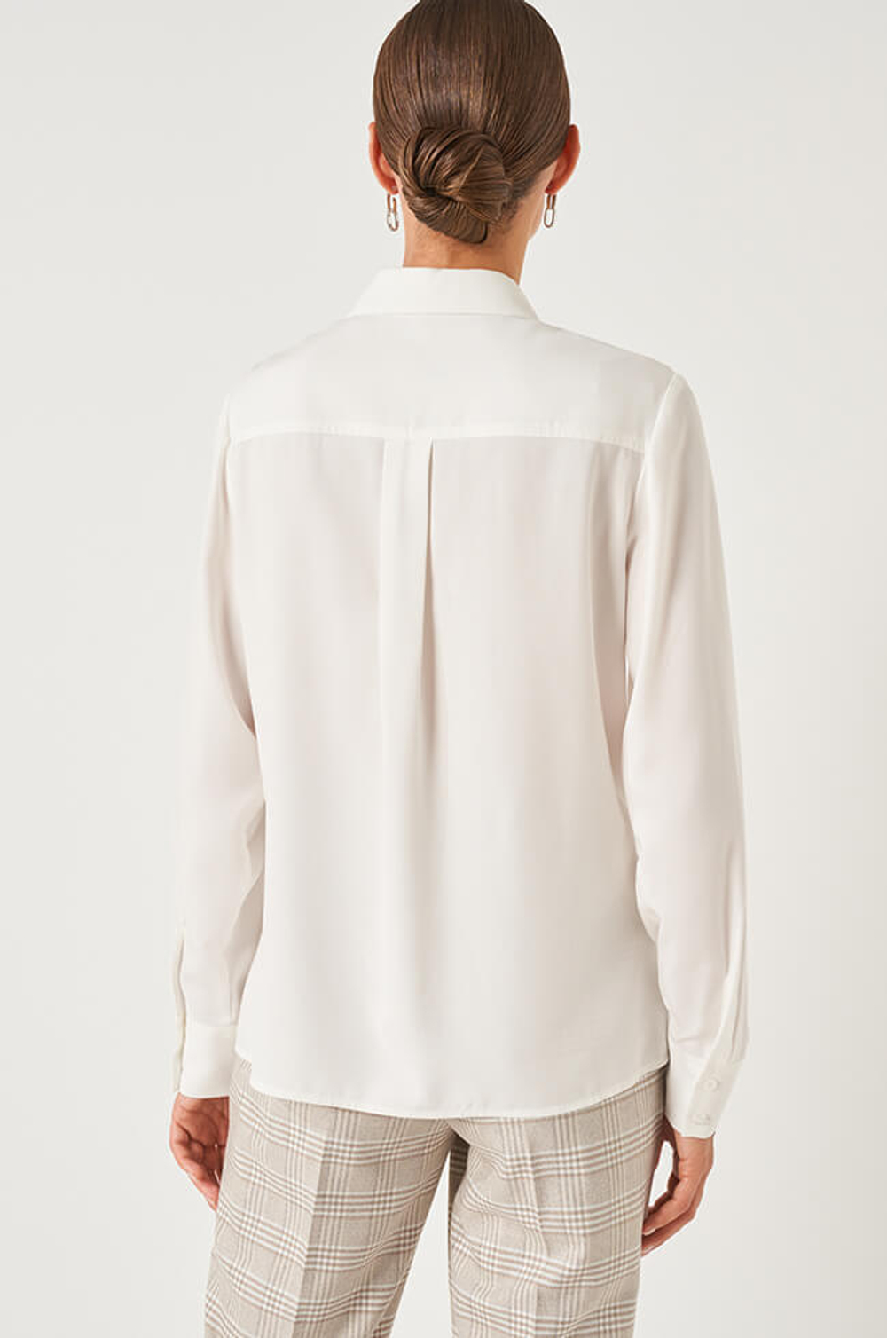 22811 Блузка женская (молочный)