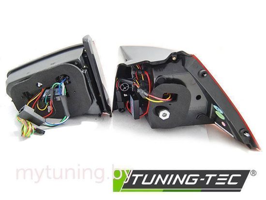 Фонари задние LED SPORT BLACK SEQ для VW GOLF 7 13-17