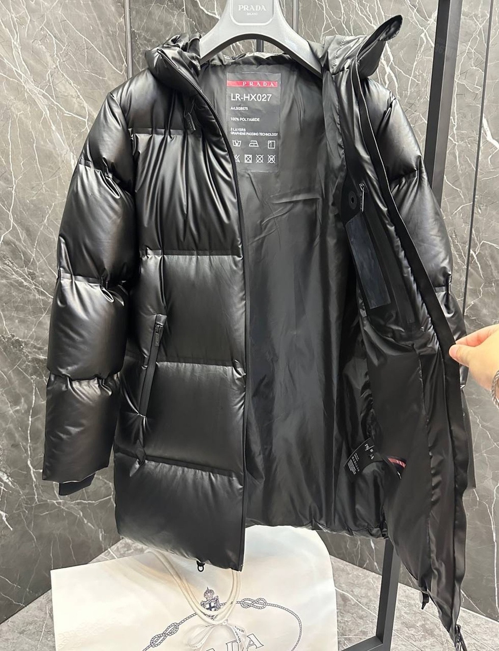 Пуховик Prada