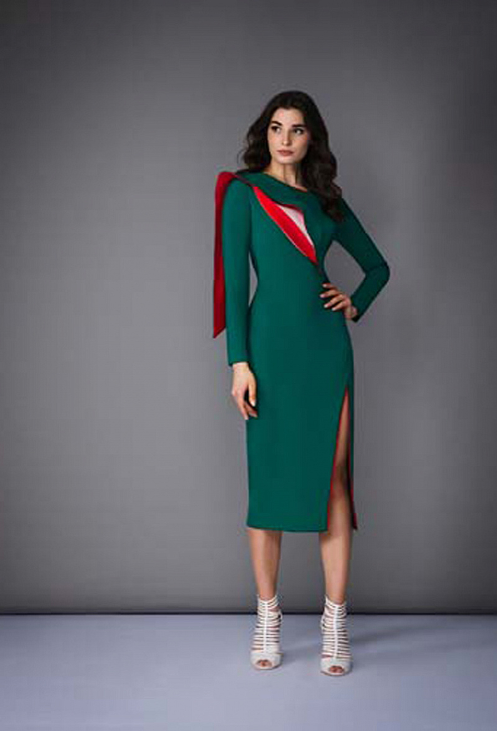 Платье-футляр с разрезом спереди на юбке 15-01-21SS