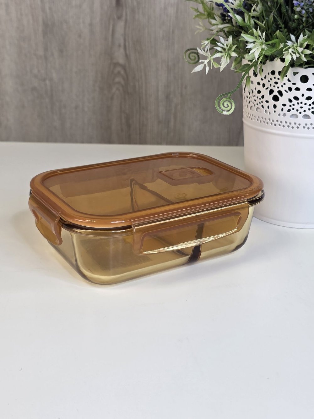 Контейнер  стеклянный прямоугольный с перегородкой для еды с крышкой  650 мл