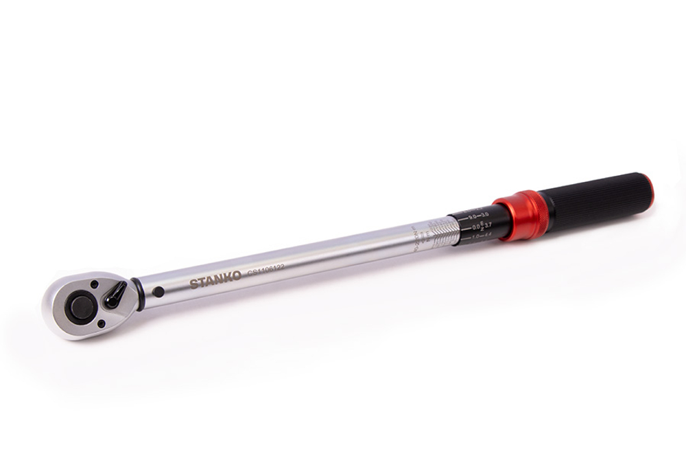 Ключ динамометрический профессиональный 40-220 Nm. 1/2" STANKO CS1106122