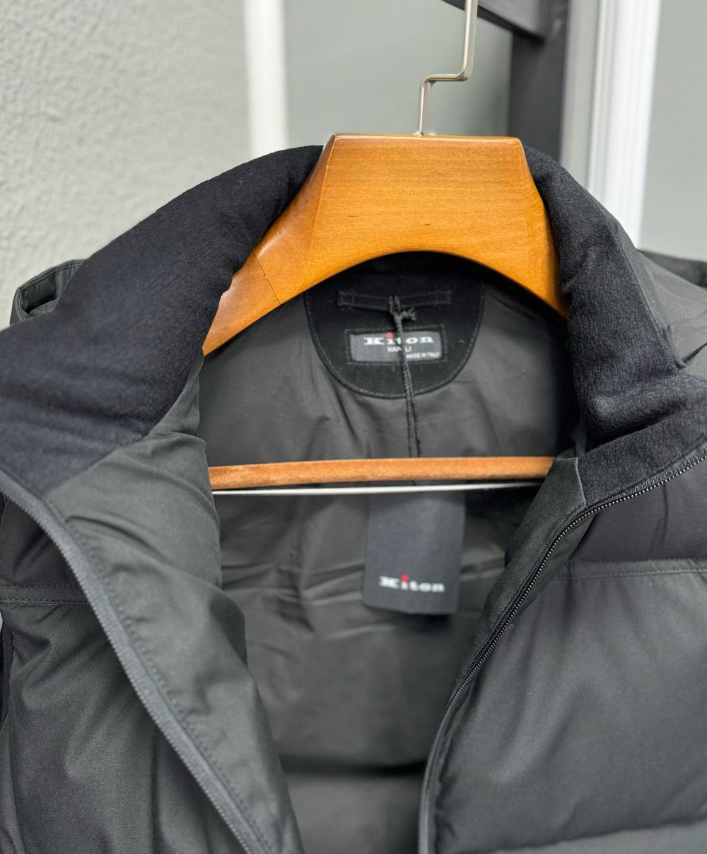Безрукавка Kiton