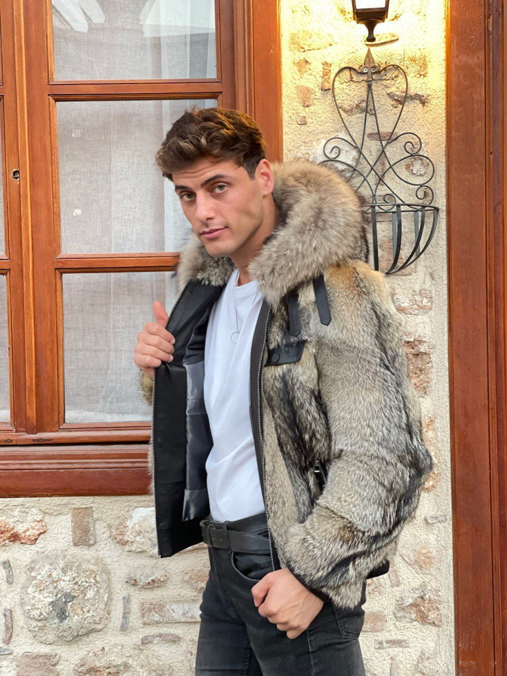 Куртка (бомбер) из волка