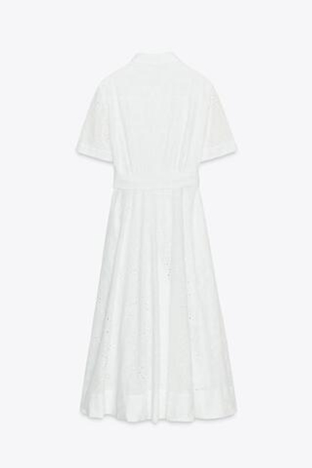 ZARA ПЛАТЬЕ-РУБАШКА С ВЫШИВКОЙ — ZW COLLECTION, БЕЛЫЙ