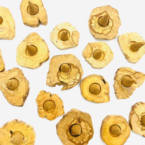 Подставка под конус и благовония из сруба дерева пало санто