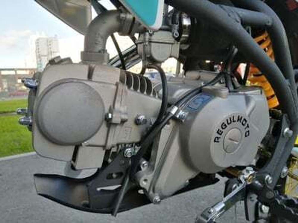 Мотоцикл REGULMOTO SEVEN 125E PITBIKE электростартер