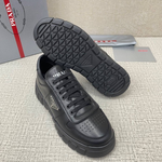 Кроссовки Prada