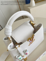 Louis Vuitton Capucines BB