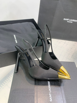 Christian Dior Jeanne Slingback Pumps