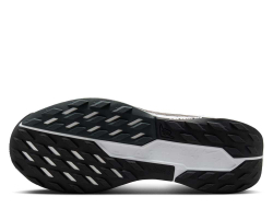Кроссовки для бега мужские Nike ReactX Pegasus Trail 5 M Черно-Белый