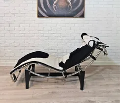 Кресло-шезлонг Chaise Lounge, натуральная шкура пони