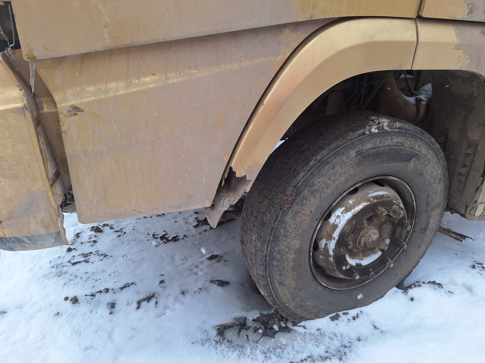 Shacman (Shaanxi) SX* 6x4 Седельный тягач SX42584V324 (Дизельный, 11,6 л, 423 л.с., МТ)