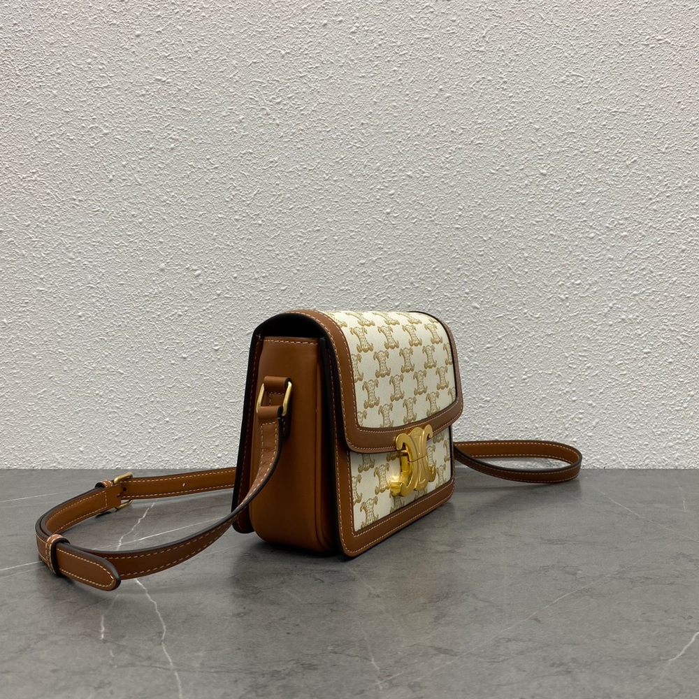 Celine Teen Triomphe Bag 18 cm