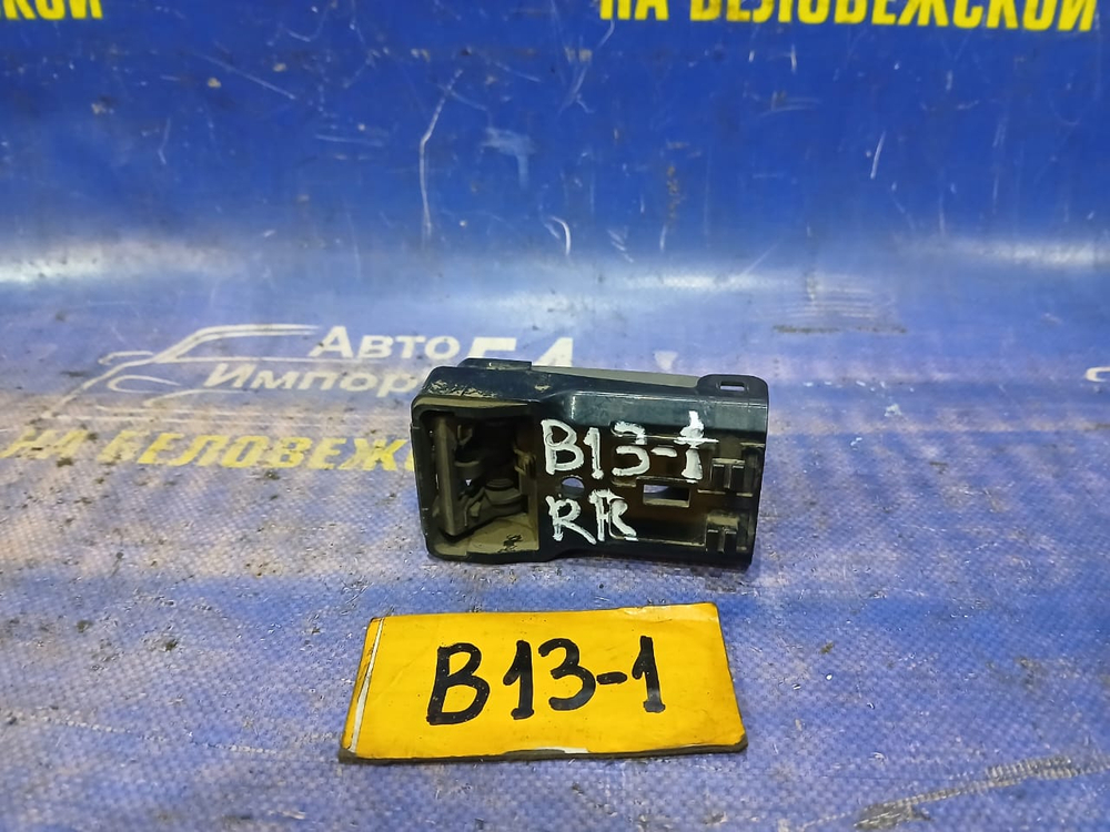 Ручка двери задней правой салонная NISSAN SUNNY 1990