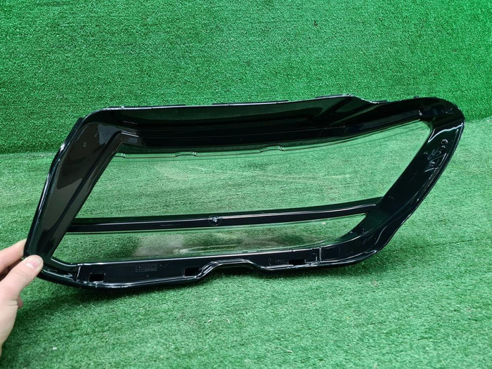 Стекло фары правое VW Tiguan 2 (2016-2020)