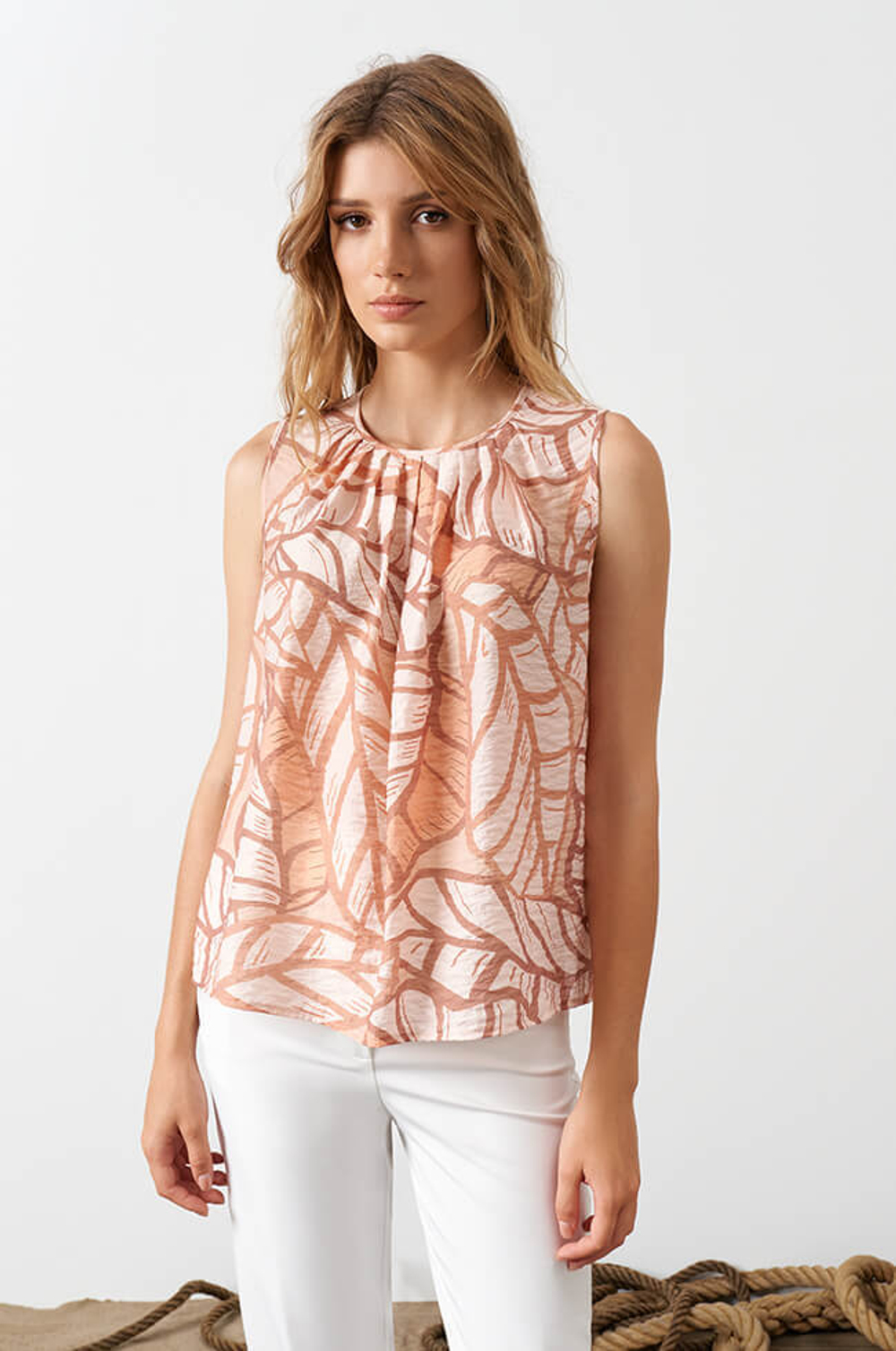 23028 Блузка женская (персиковый принт)