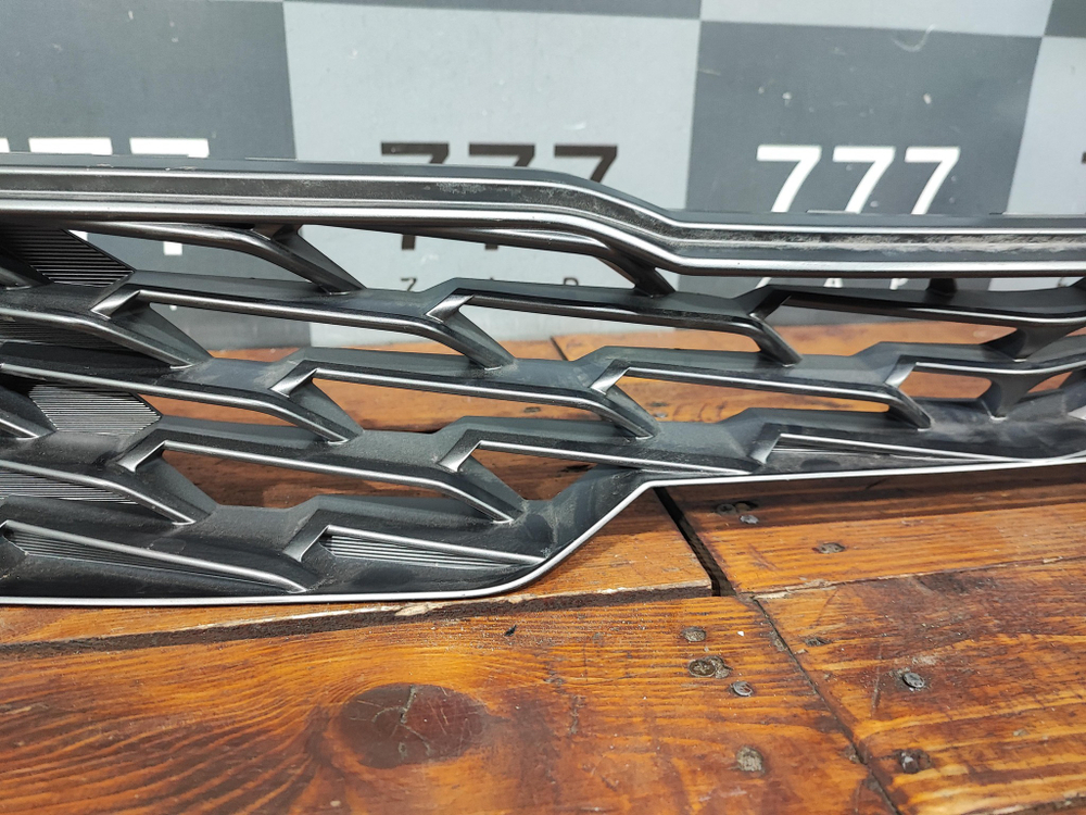 Решетка радиатора GT Line Kia K5 20-22 Б/У Оригинал 86350L2300