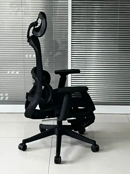 Кресло Barneo K-129 черная сетка