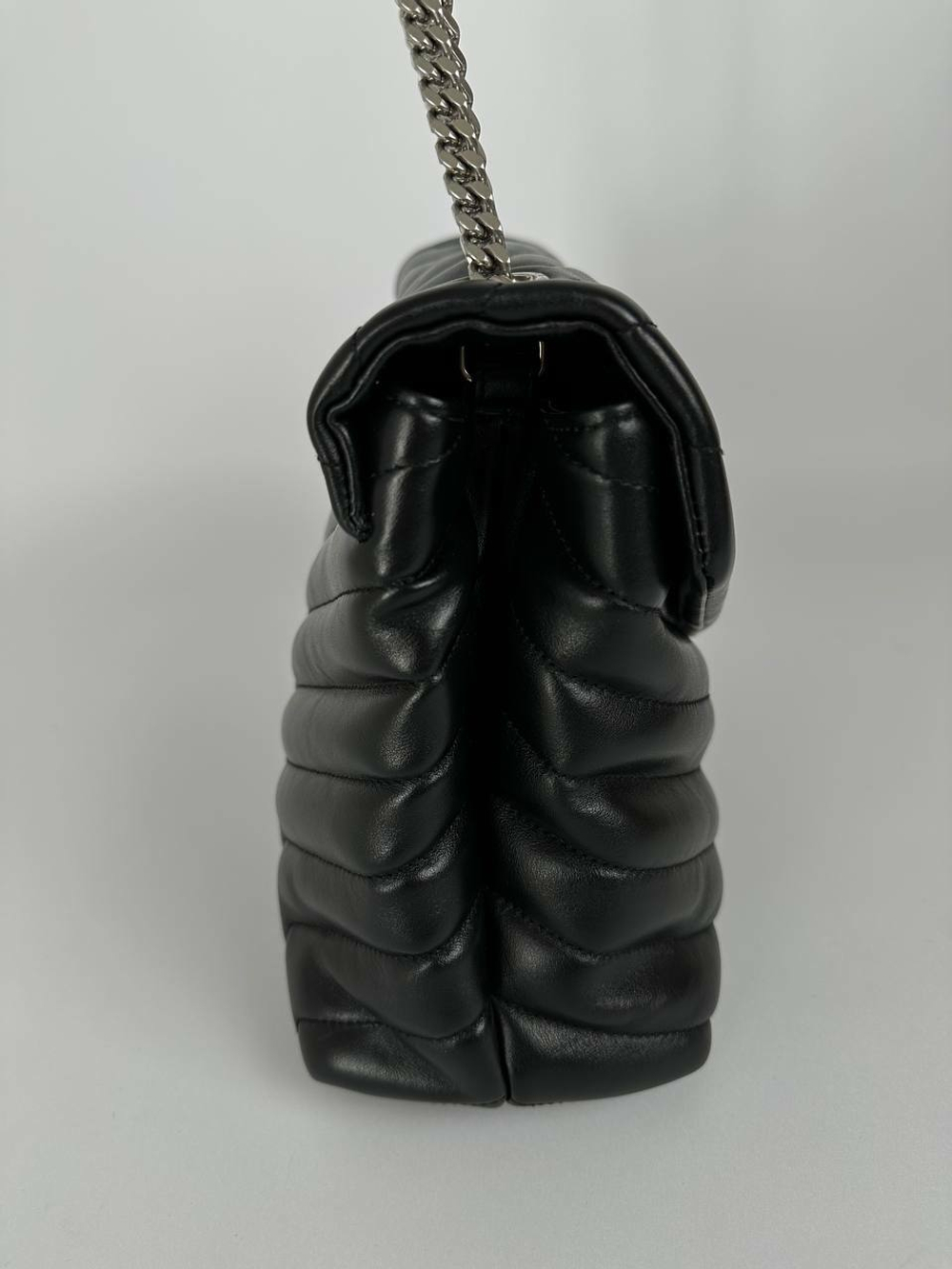 Сумка Saint Laurent LouLou medium