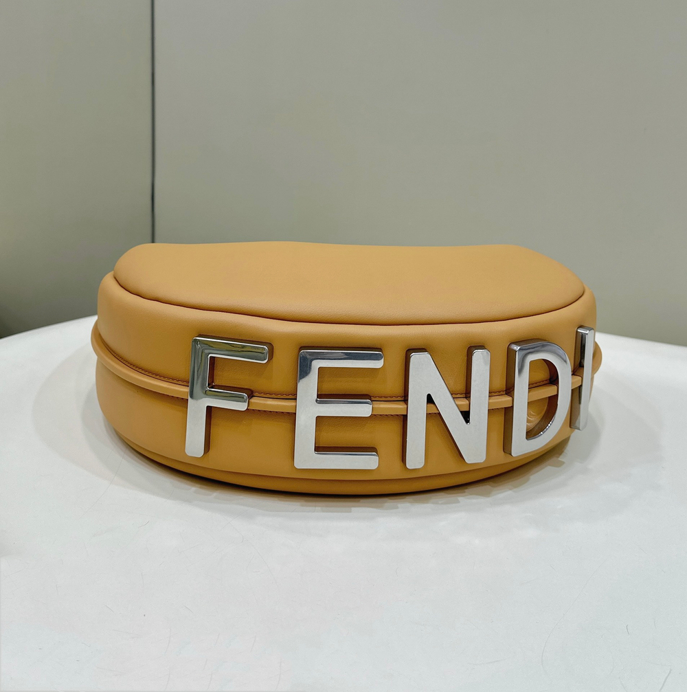 Fendi Fendigraphy Medium 36 cm