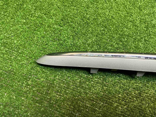 Накладка решетки радиатора Mercedes A W177 (18-22)