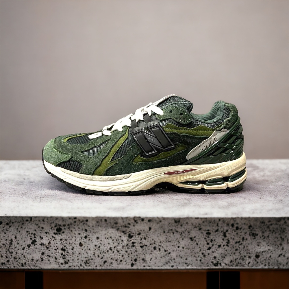 New Balance 1906D • Green