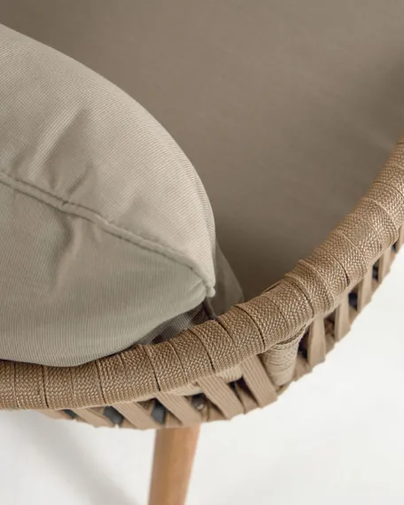 Уличный плетеный стул Hemilce бежевый | La Forma | Испания | Купить в Hallberg.ru