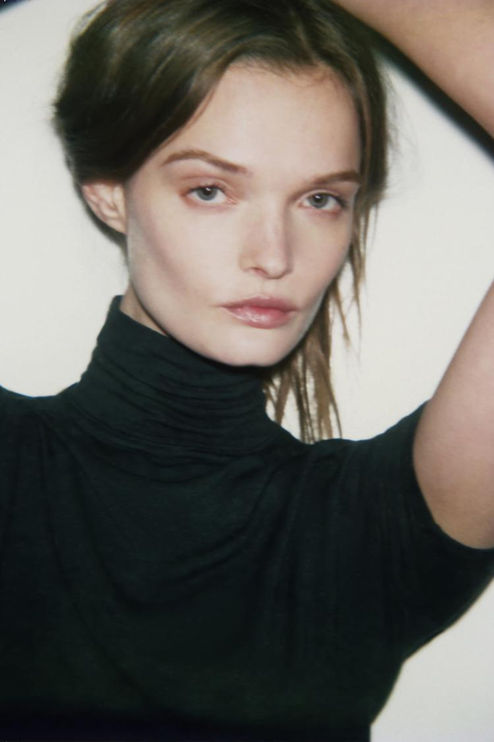 ZARA ФУТБОЛКА АСИММЕТРИЧНОГО КРОЯ С ВЫСОКИМ ВОРОТНИКОМ,ЧЕРНЫЙ