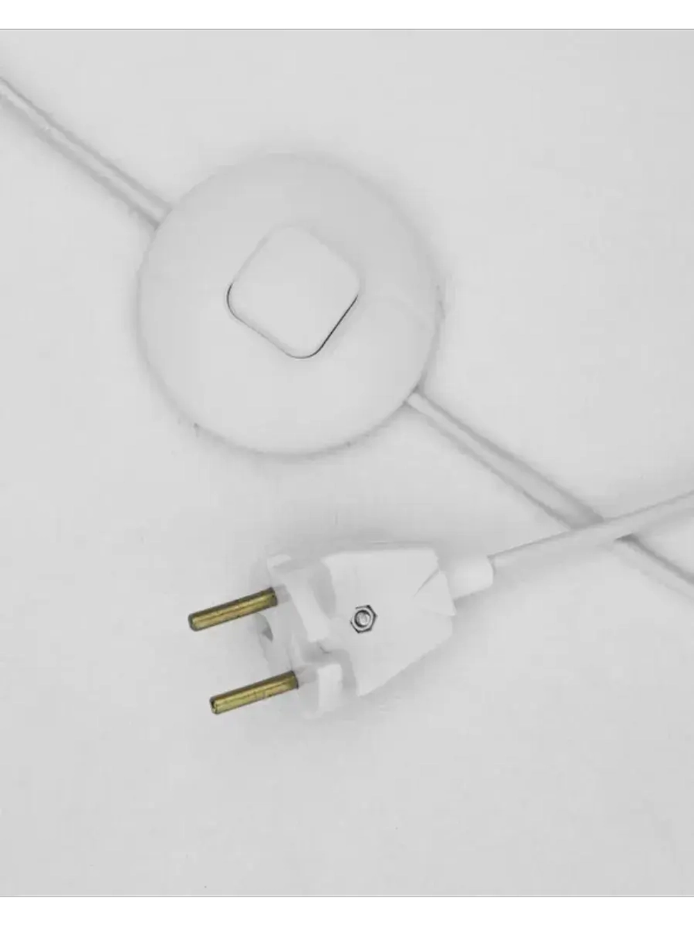 Торшер напольный с абажуром в гостиную современный