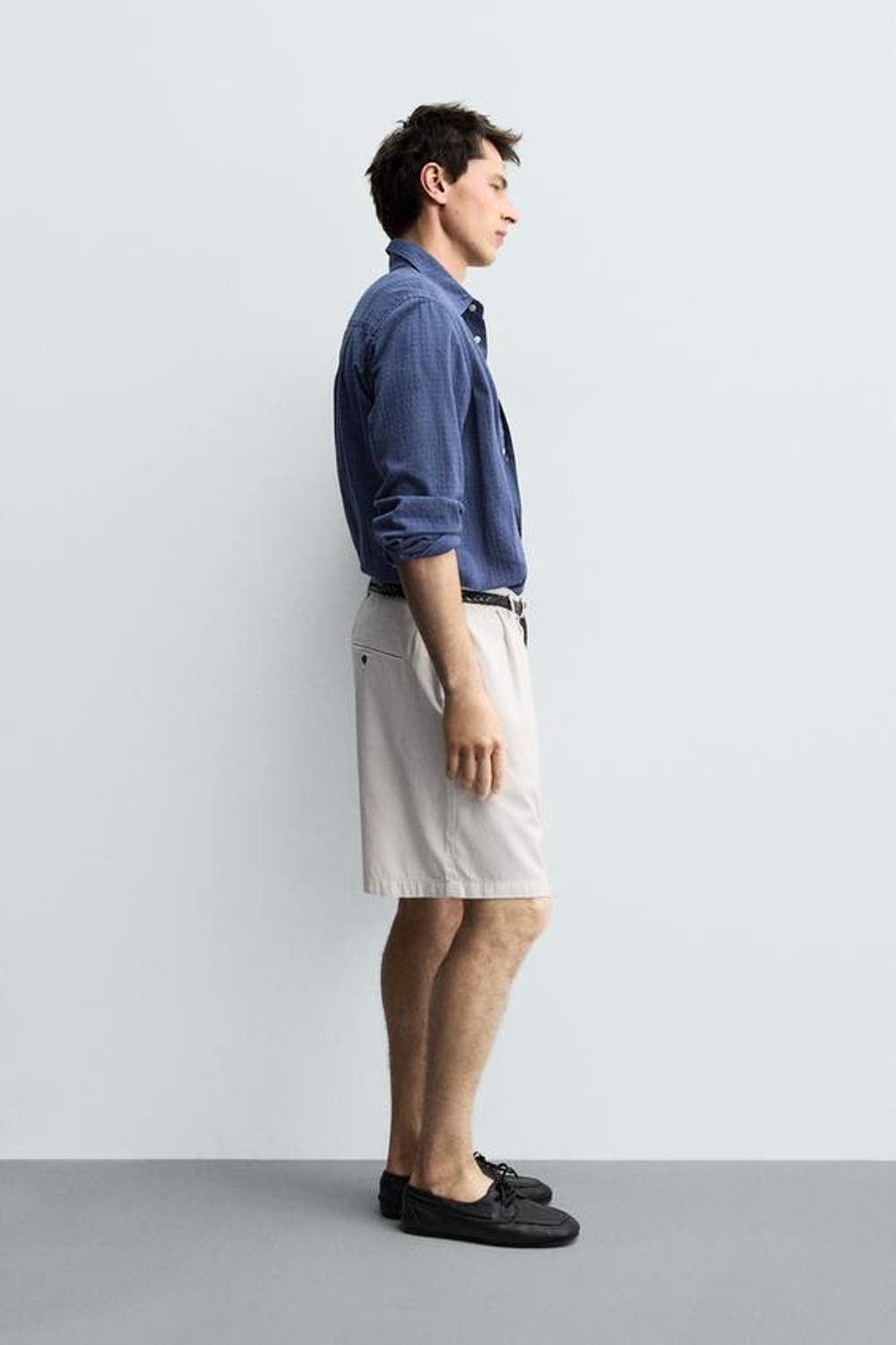 ZARA ШОРТЫ RELAXED FIT СО СКЛАДКАМИ, ЭКРЮ