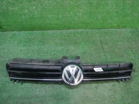 Решетка радиатора VW Golf 7 (2012-2017)